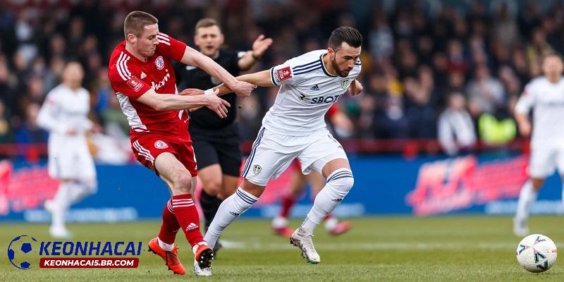 Nhận định Nottingham vs Leeds United